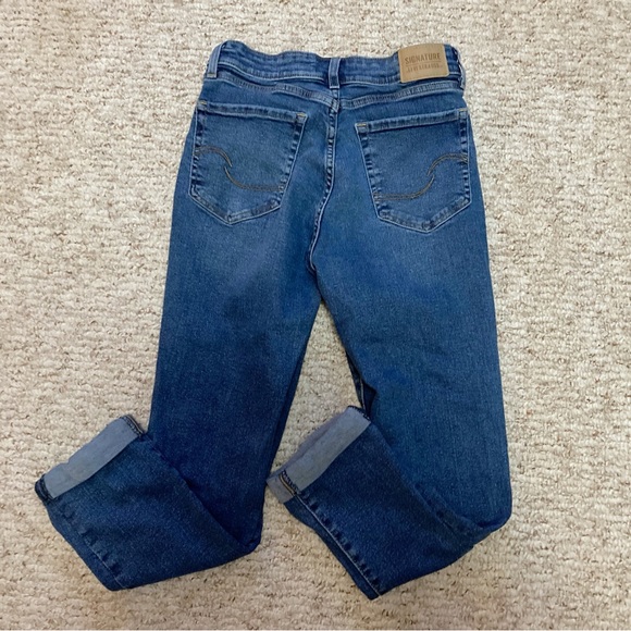 Women’s Signature Levi’s Cuffed Boyfriend Denim Jeans, Size 6, EUC - Picture 4 of 8